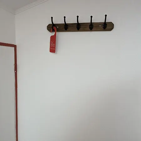 Des Pins Hotel 2*